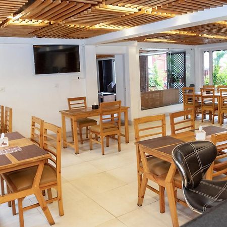 Hotel Elegant Kathmandu Inn Экстерьер фото