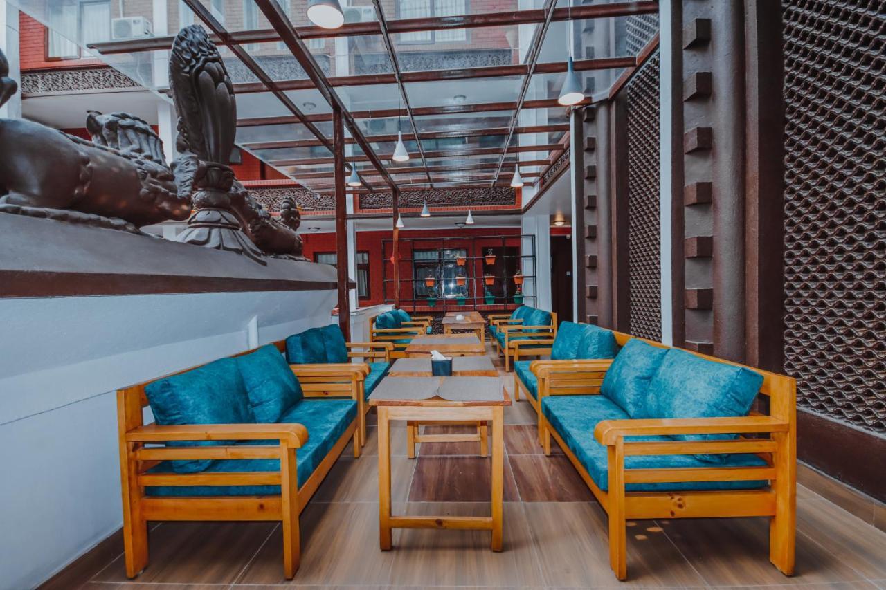 Hotel Elegant Kathmandu Inn Экстерьер фото